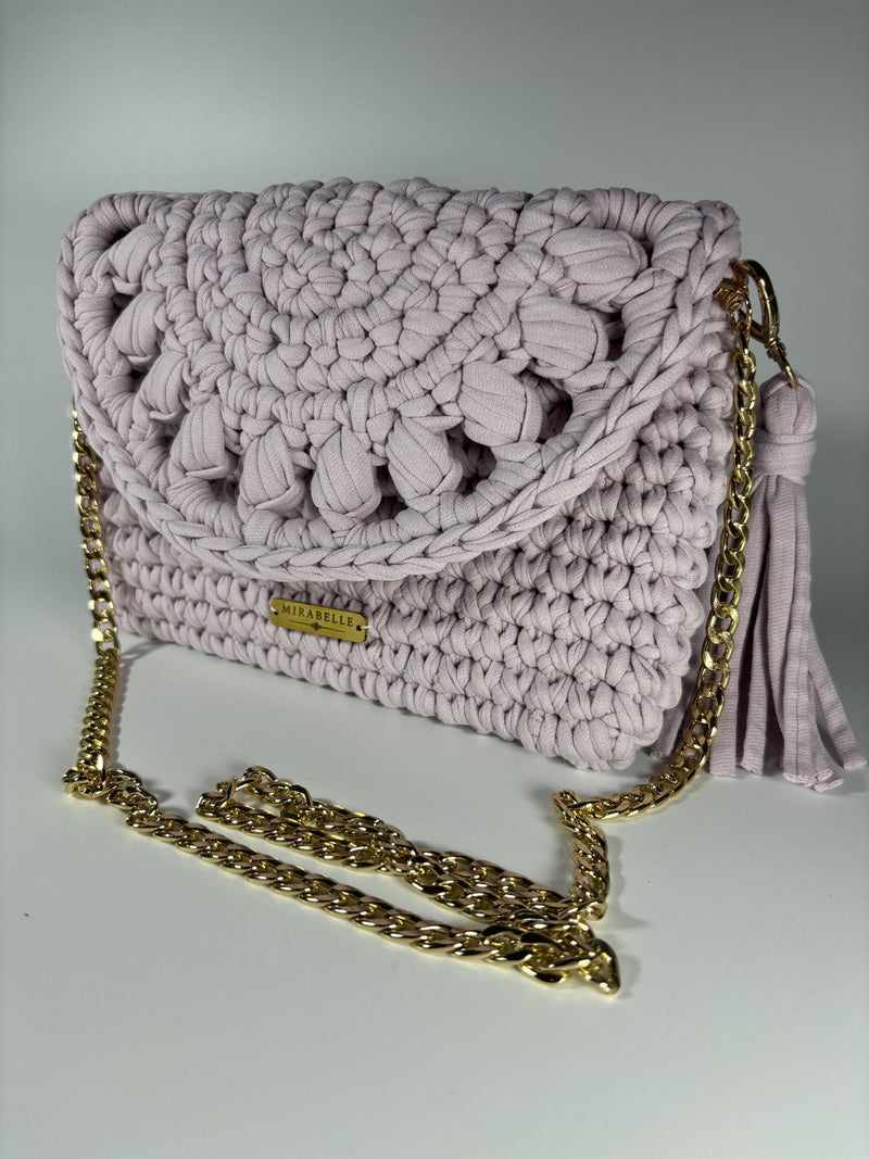 Merope – Delicate pink