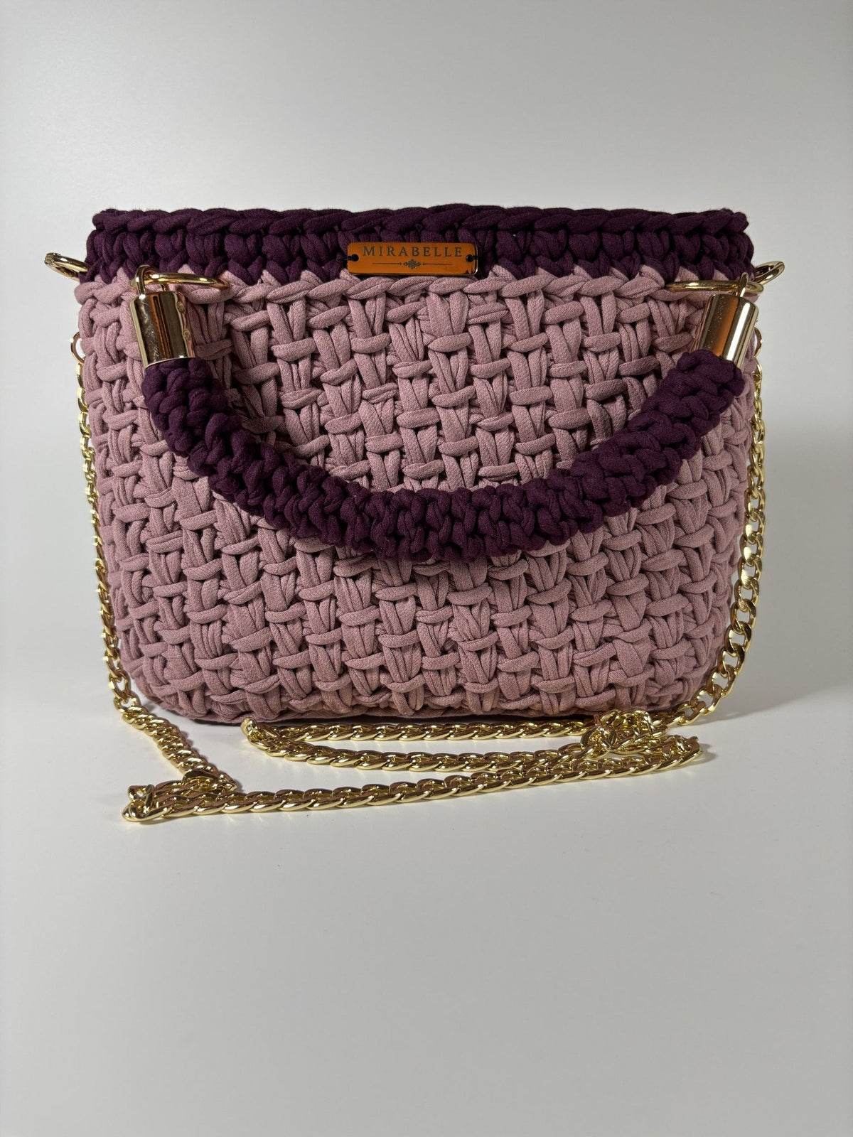 Cabas rose et aubergine vu de profil